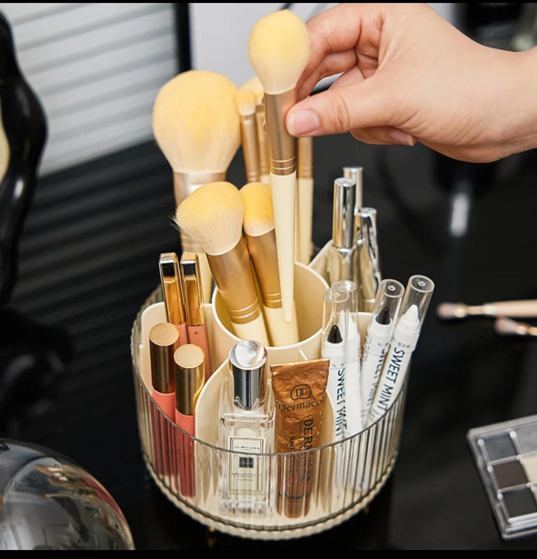 Makeup Brush Holder with Bear Lid Handle 360° Rotating Comestic Tools Organizer